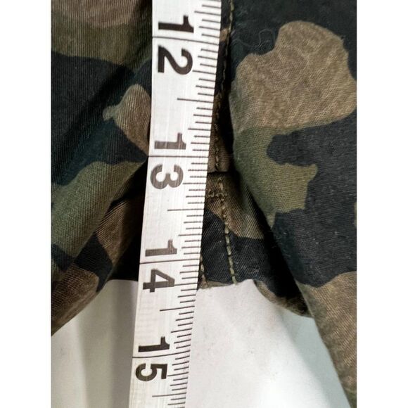 Levi Strauss Signature Cargo Shorts.  Camouflage. Size 38 - Picture 7 of 10